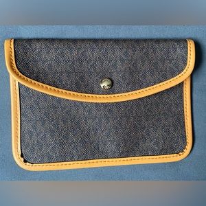 Michael Kors Clutch from Eva tote bag